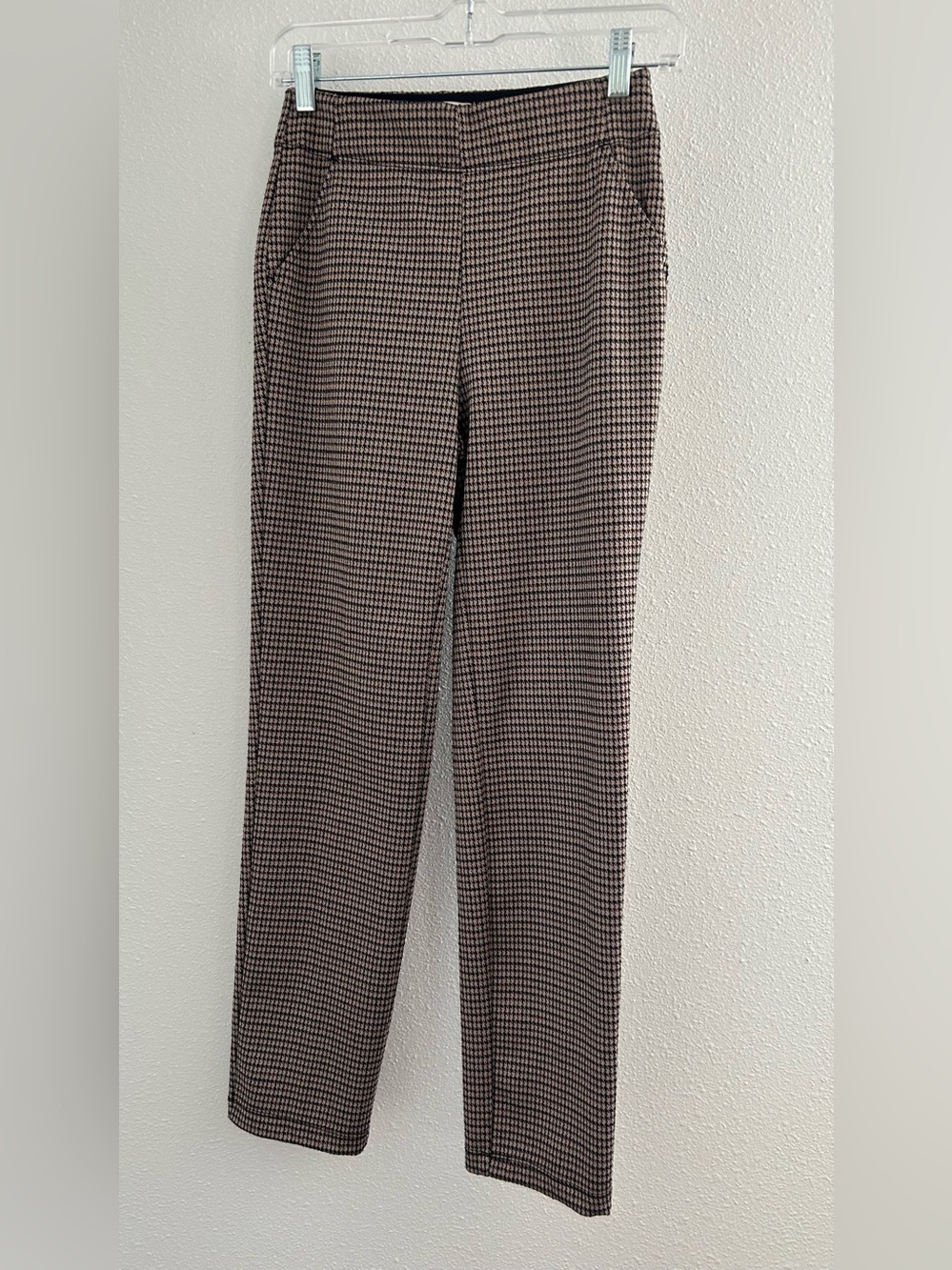 Max Studio Black & Brown Houndstooth Waistband Pants